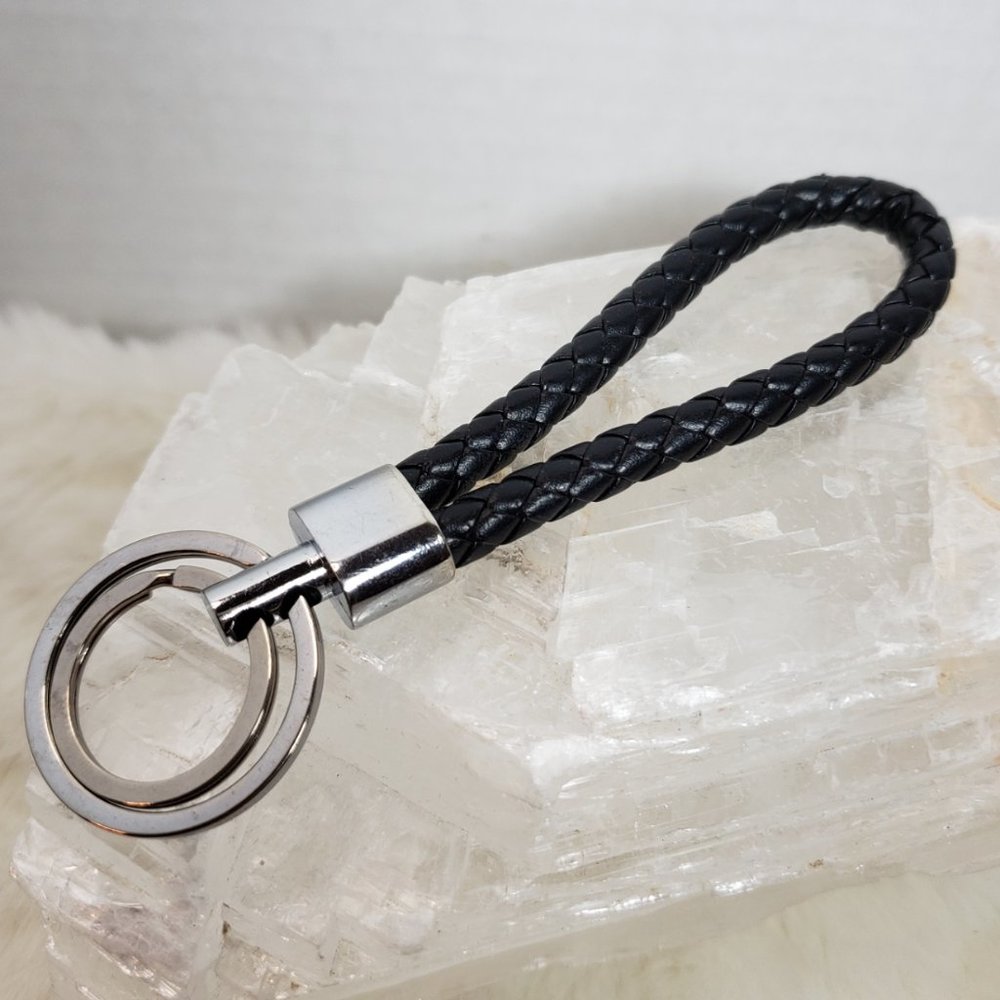 Leather Key Chain, Loop Handmade Leather Braided Lanyard Keychain